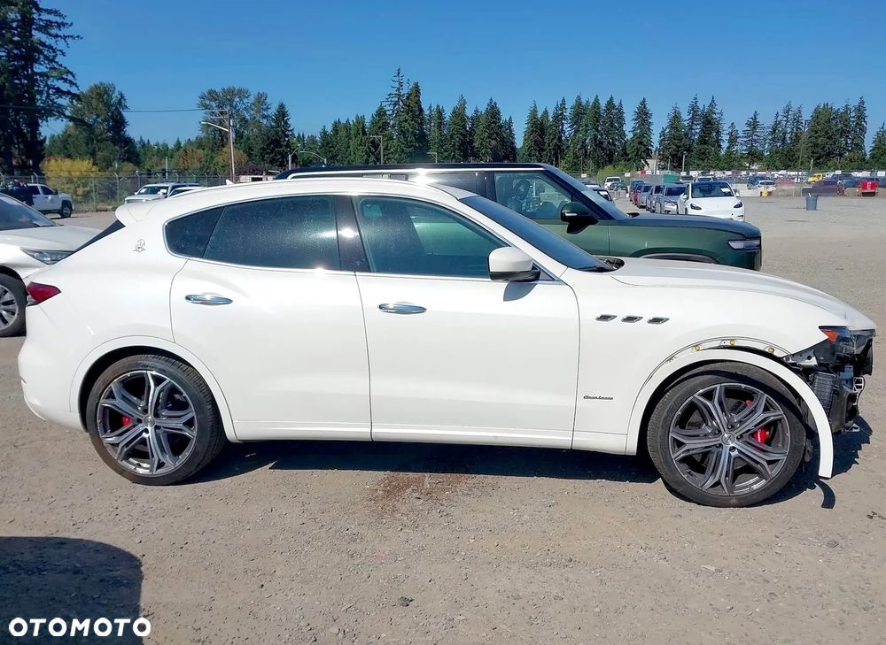 Maserati Levante S Q4 GranLusso - 13
