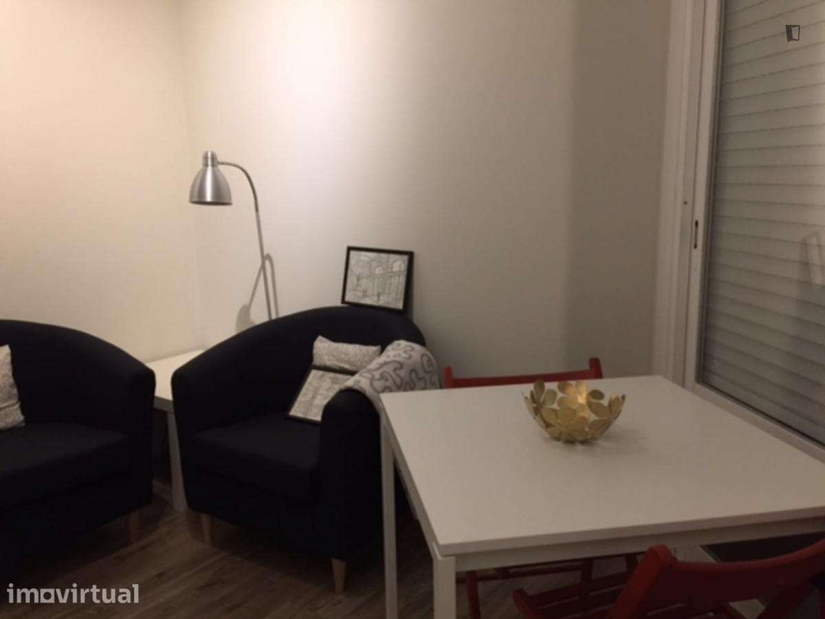 Apartamento com 2 quartos - localizado em Arroios Lisbon - Grande imagem: 2/10