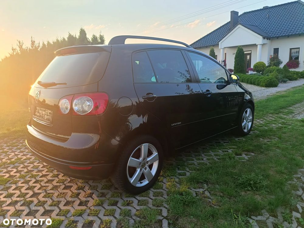 Volkswagen Golf Plus - 22