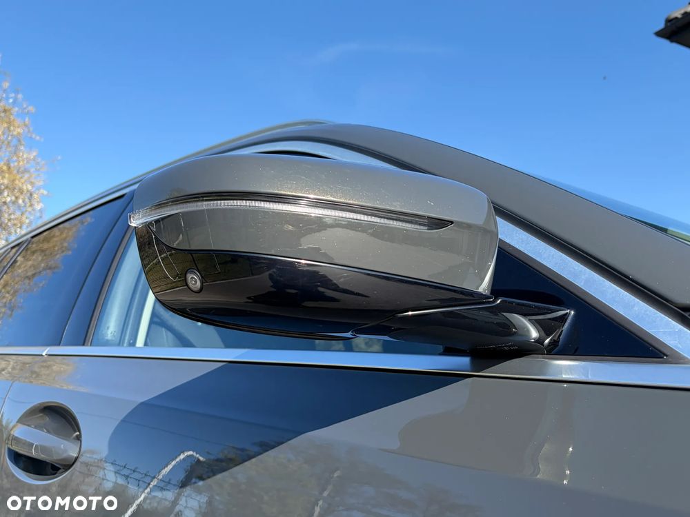 BMW Seria 3 330i - 10