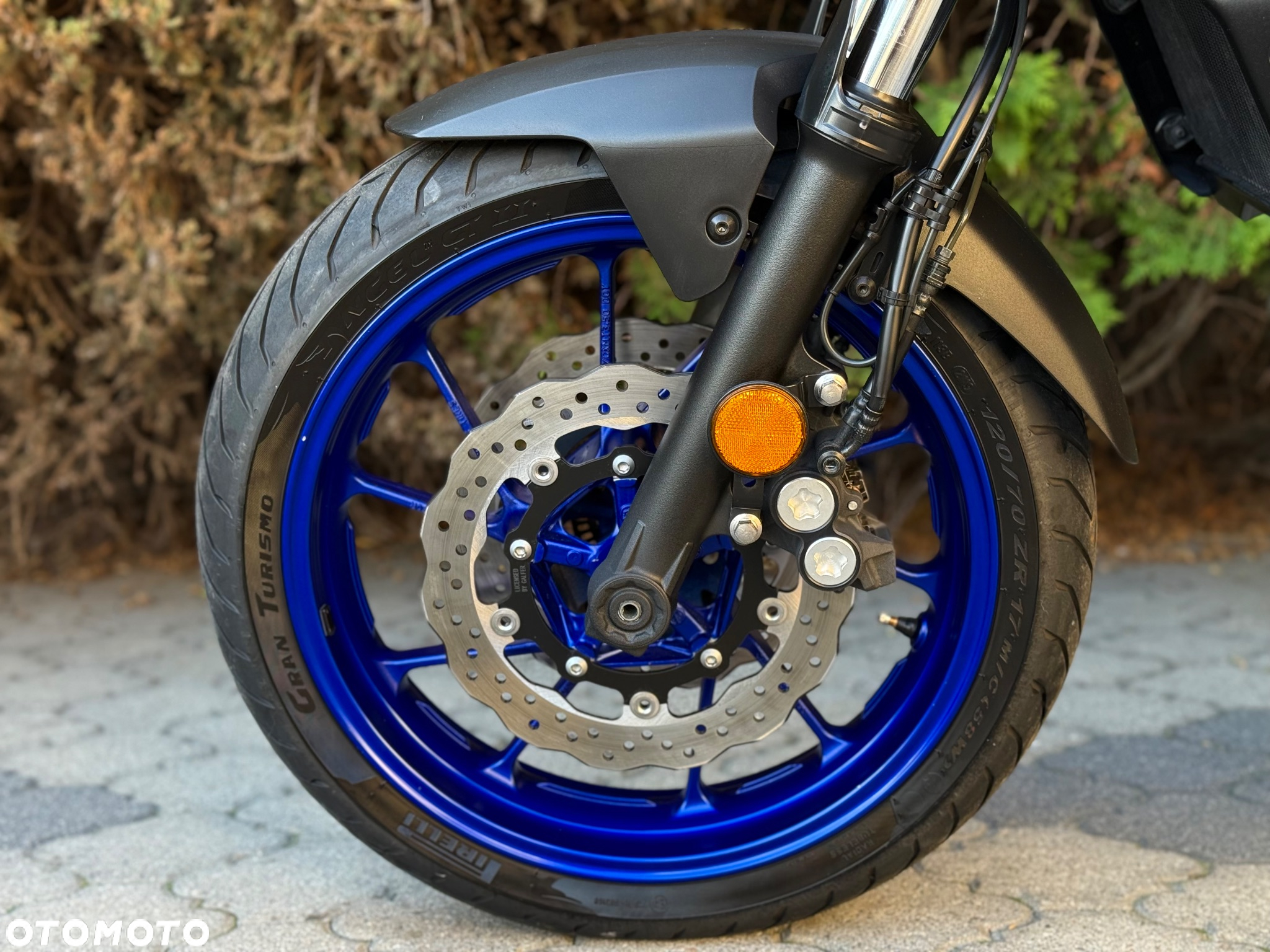 Yamaha MT - 27