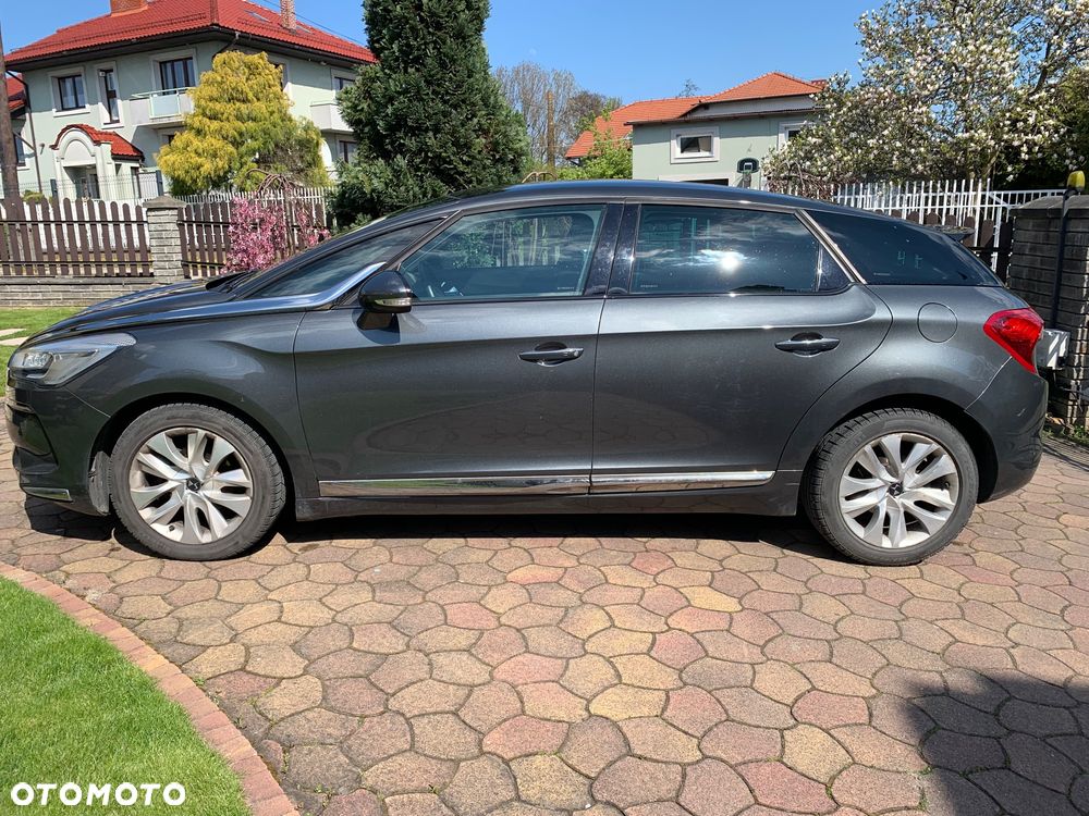 Citroën DS5 1.6 e-HDi Chic MCP - 2