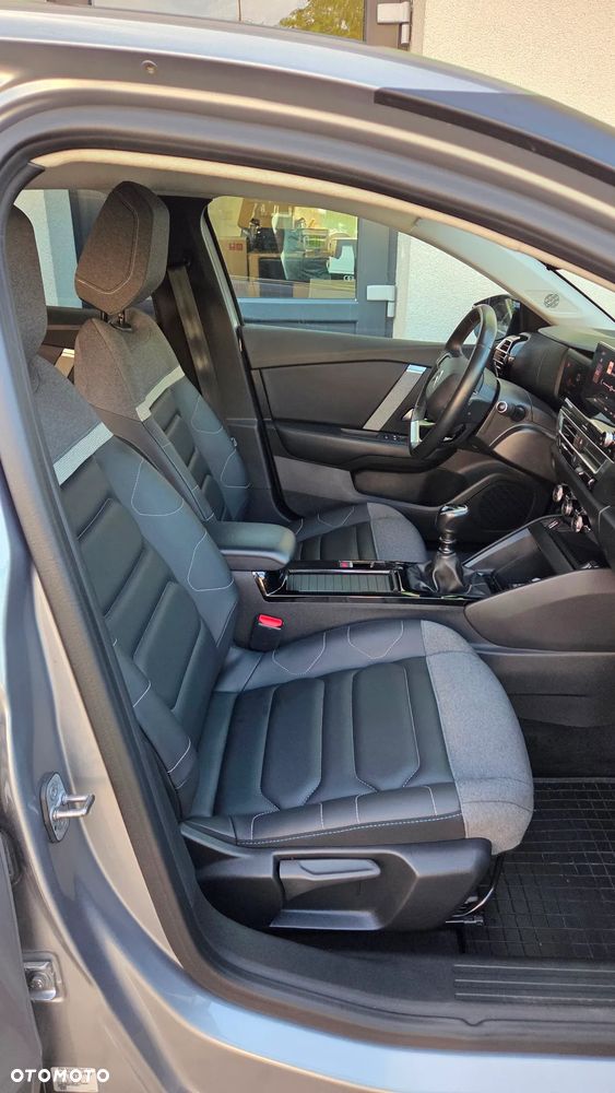 Citroën C4 1.5 BlueHDi Shine S&S - 25