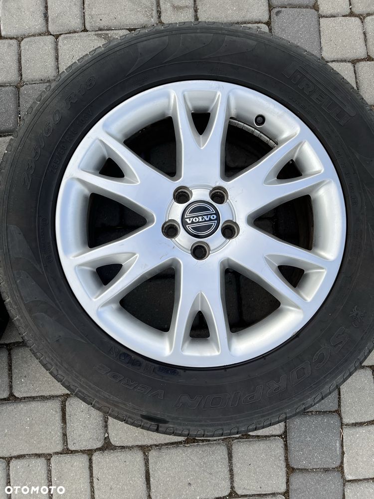 Alufelgi 5x108 18 cali Volvo XC90 otwór 67.1 opony Pirell 235/60/18