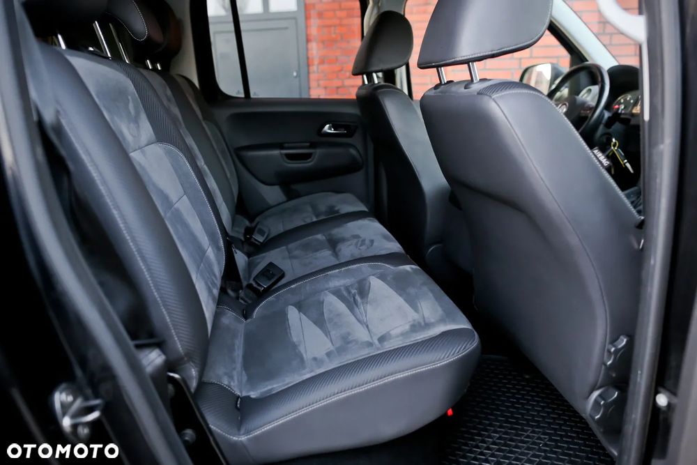 Volkswagen Amarok 2.0 BiTDI Autm Highline - 25
