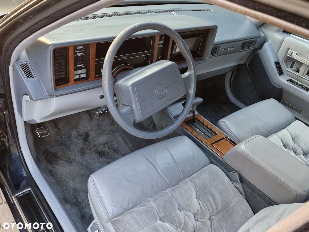 Cadillac Seville 4.9 STS - 25