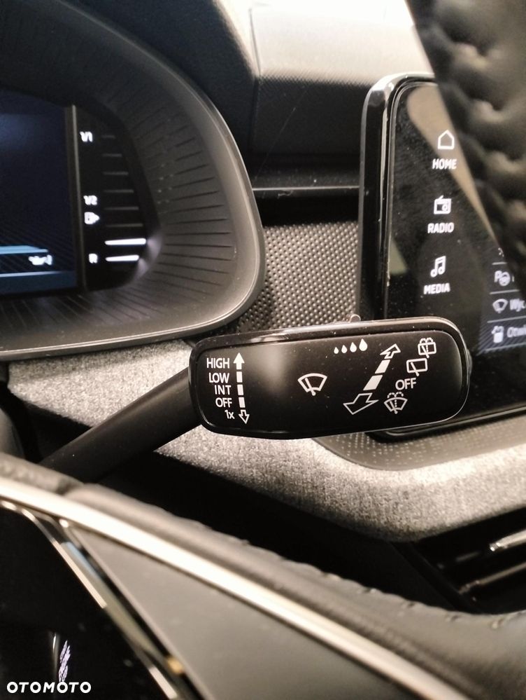 Skoda Kamiq 1.5 TSI Selection - 12