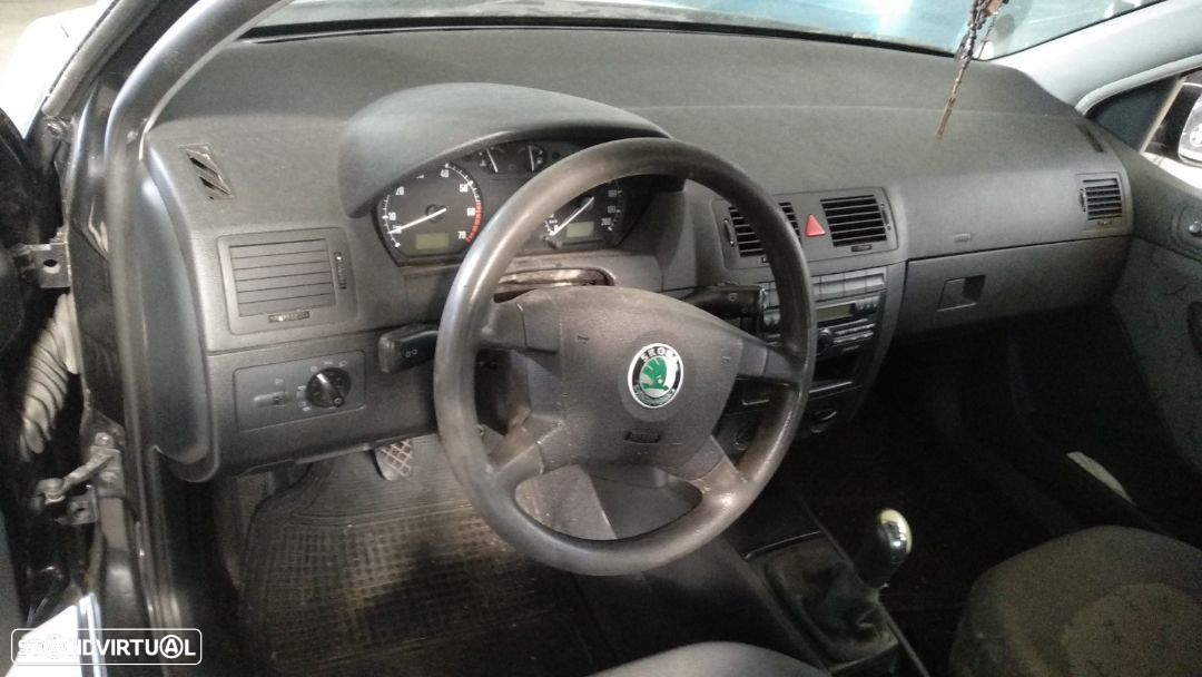 Caixa velocidades Skoda Fabia Combi 1.4 mpi de 2002 - 6