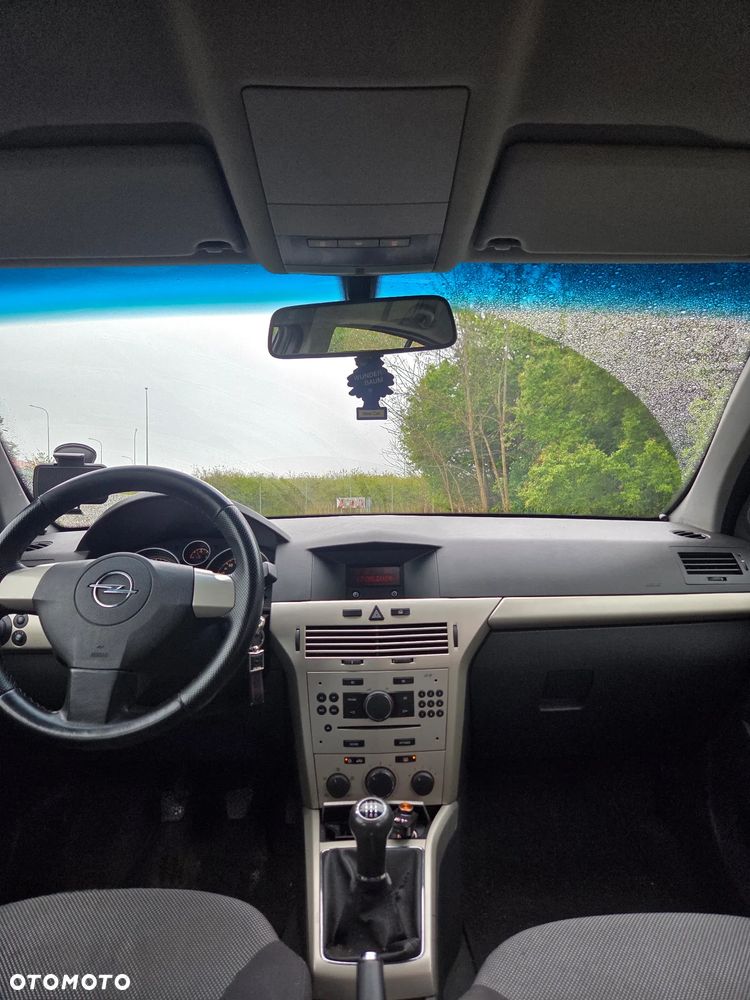 Opel Astra - 14