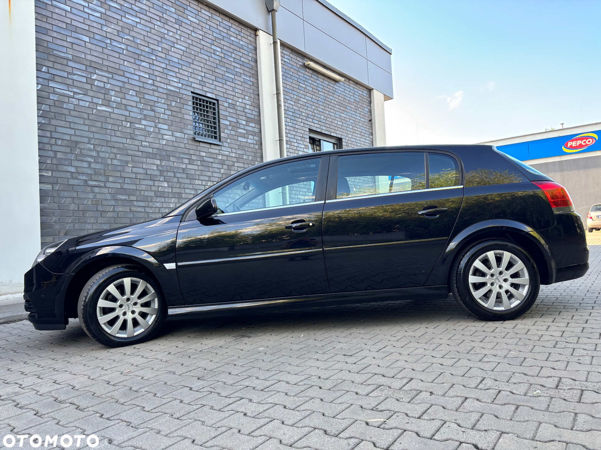 Opel Signum 2.2 - 11