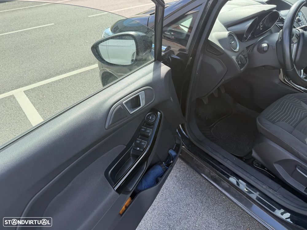 Ford Fiesta 1.0 T EcoBoost Titanium - 5