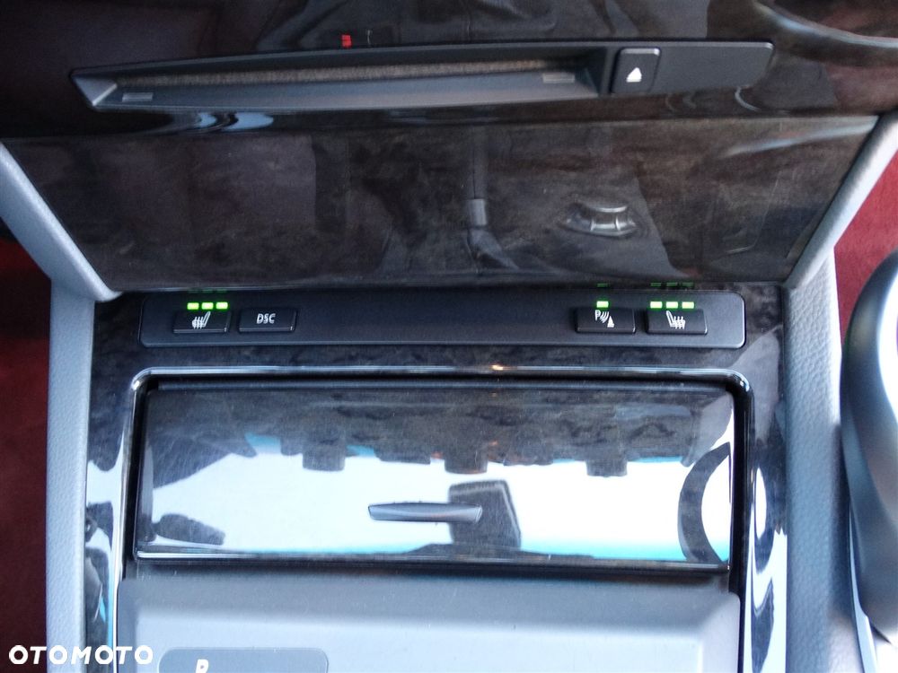 BMW Seria 6 645 Ci - 30