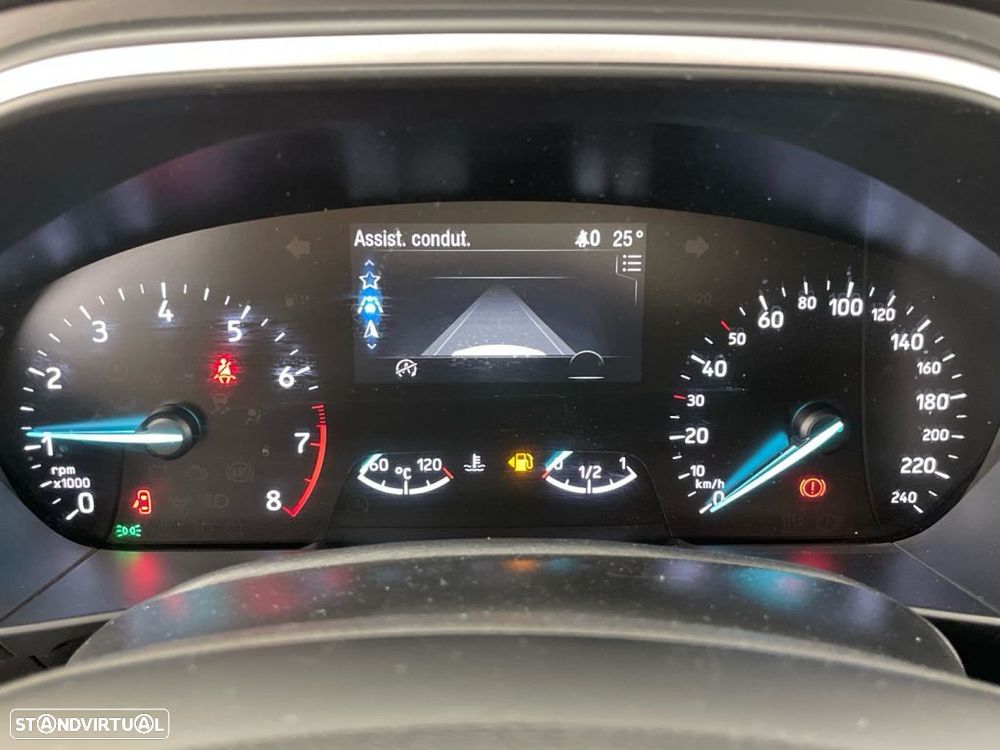 Ford Focus 1.0 EcoBoost Titanium - 9