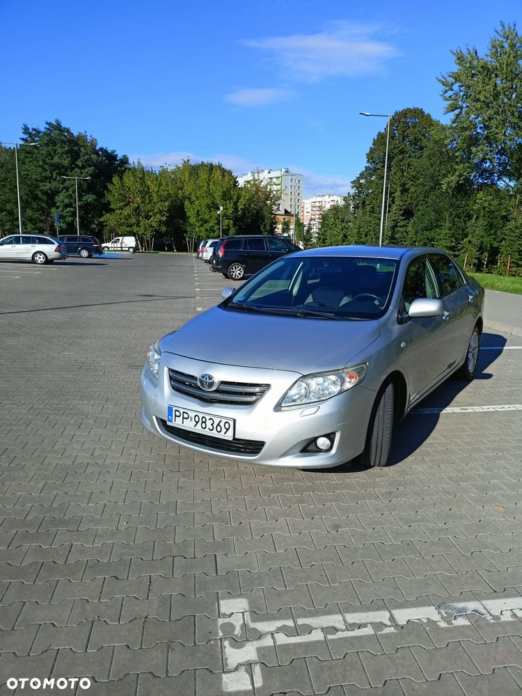Toyota Corolla 2.0 D-4D Premium - 2