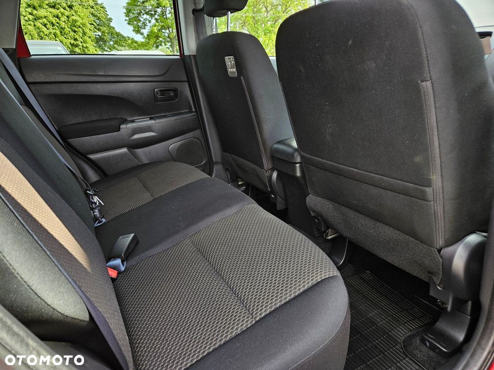 Mitsubishi ASX 1.6 Inform - 14