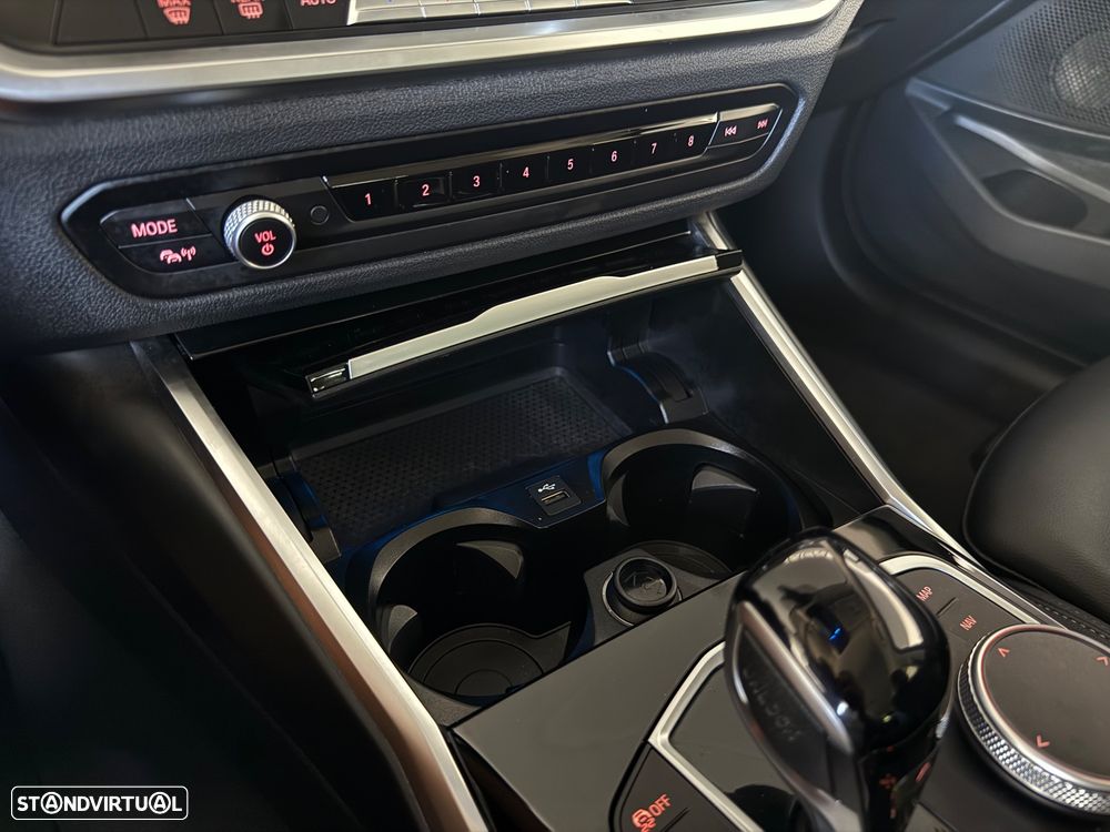 BMW 320 e Line Sport Auto - 8