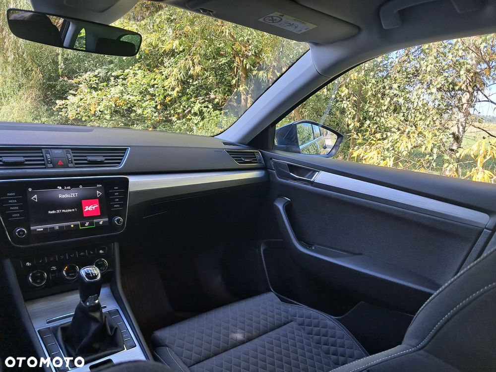 Skoda Superb 1.5 TSI Ambition - 24