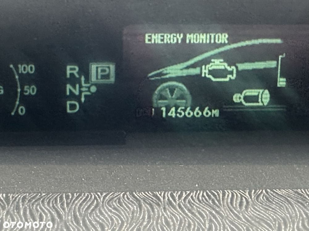 Toyota Prius - 8