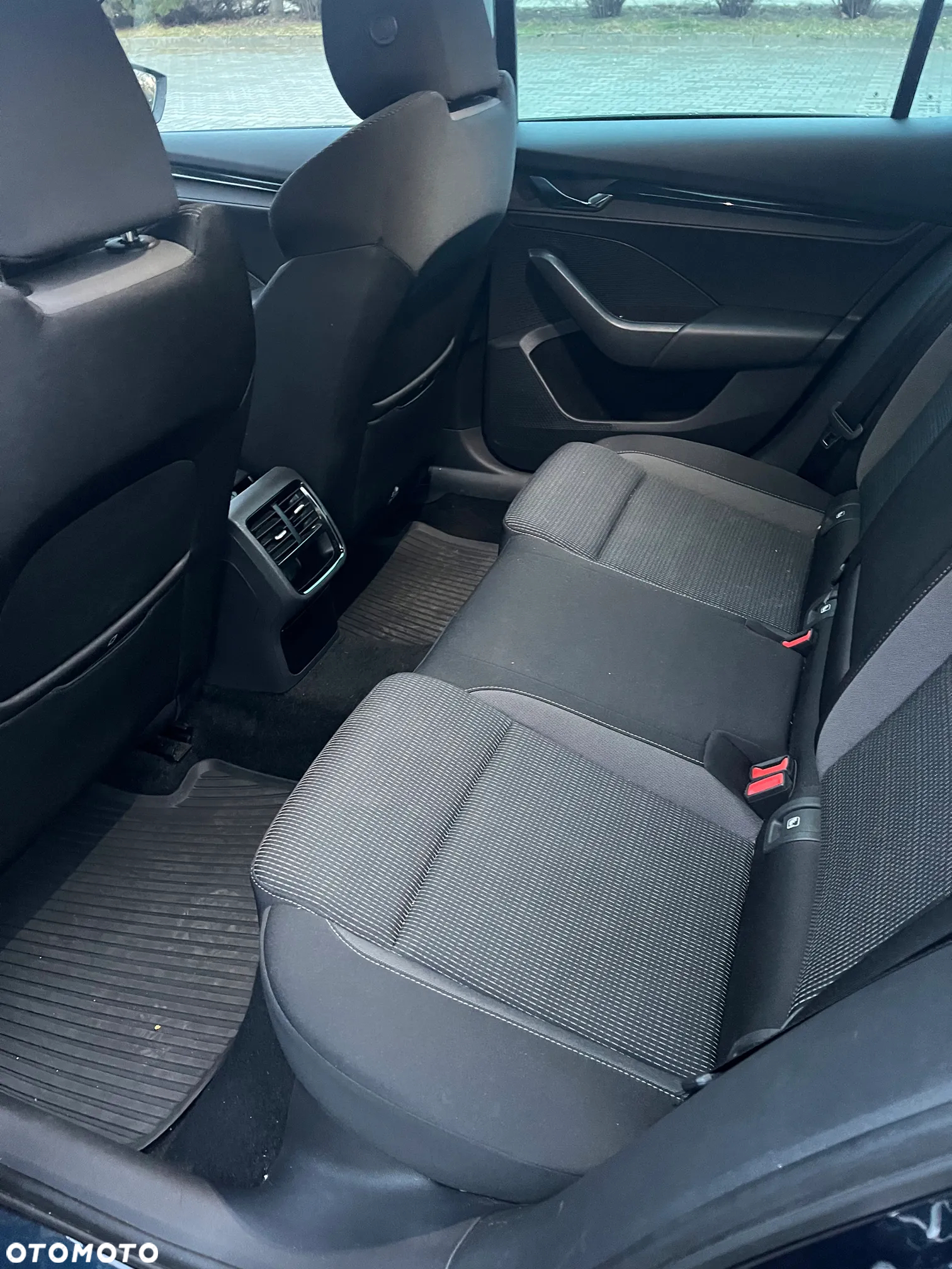 Skoda Octavia 2.0 TDI Style DSG - 11
