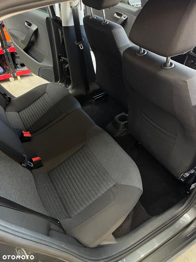 Volkswagen Polo 1.2 Team - 34