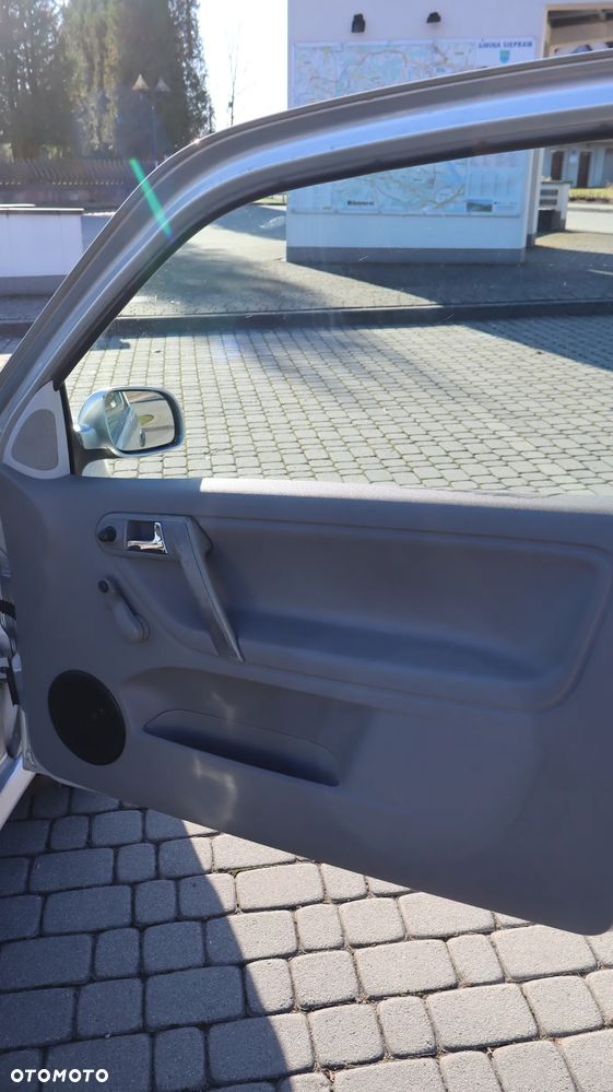 Volkswagen Polo 1.4 16V Basis - 9