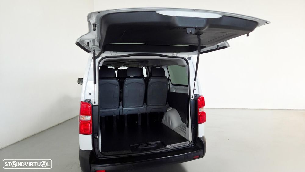 Opel Vivaro - 17