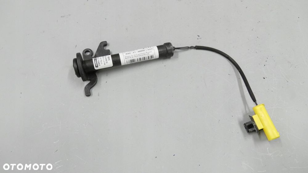 bmw f40 nabój pirotechniczny maski prawy 7450944 - 1