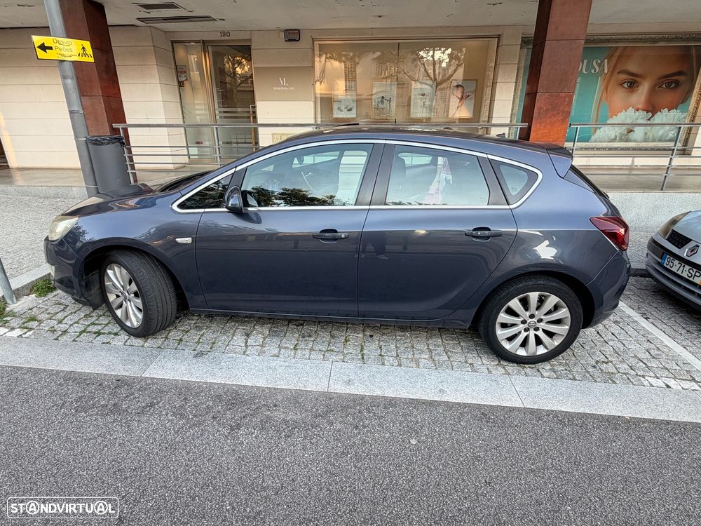 Opel Astra 1.3 CDTi Cosmo - 14