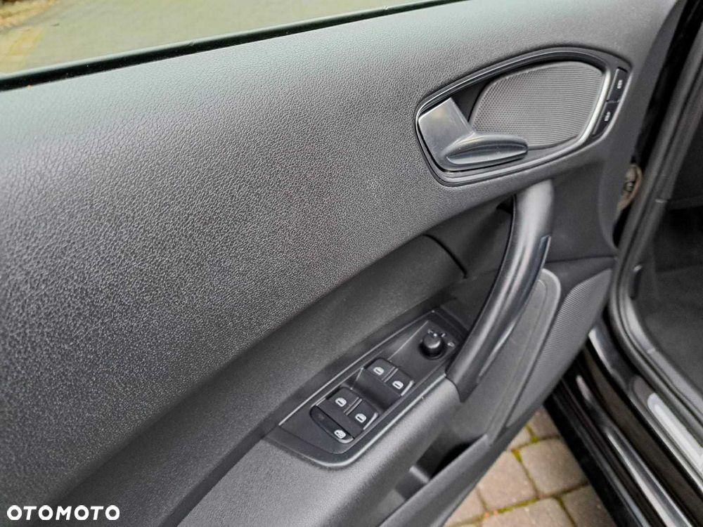 Audi A1 Sportback 1.2 TFSI S line Sportpaket - 13