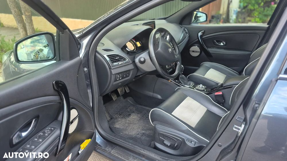 Renault Megane 1.6 dCI Intens - 8