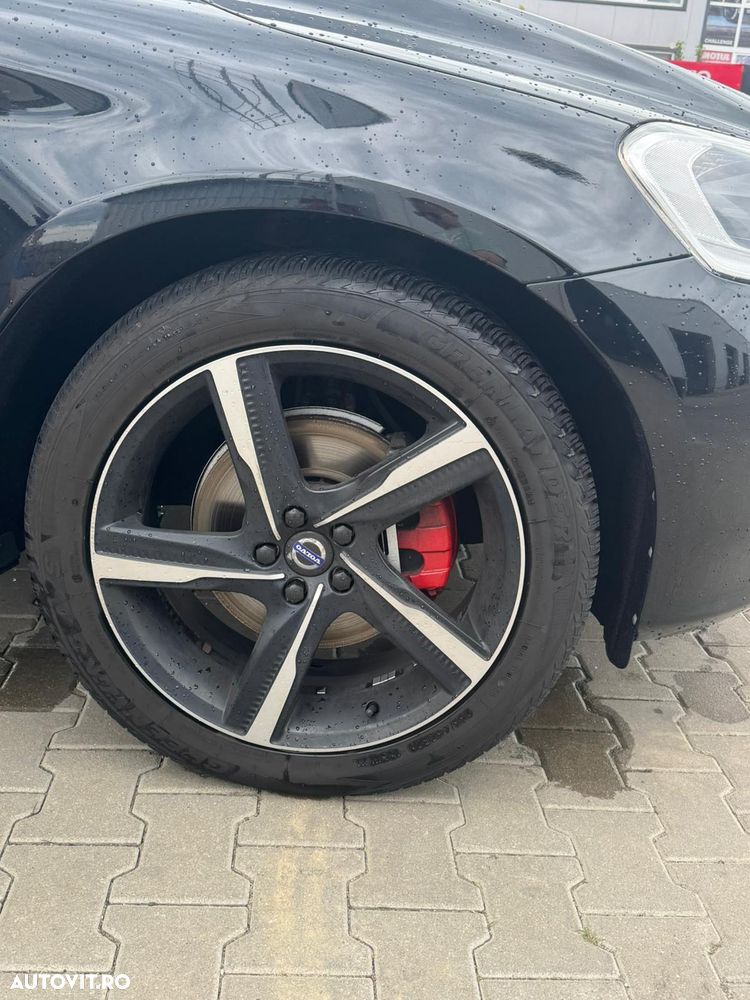 Volvo XC 60 D5 AWD Aut. RDesign - 14