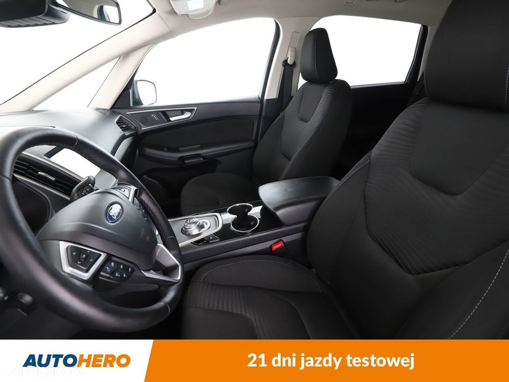 Ford S-Max - 10