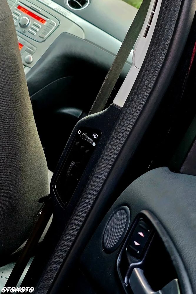 Ford S-Max 2.0 TDCi Titanium - 35