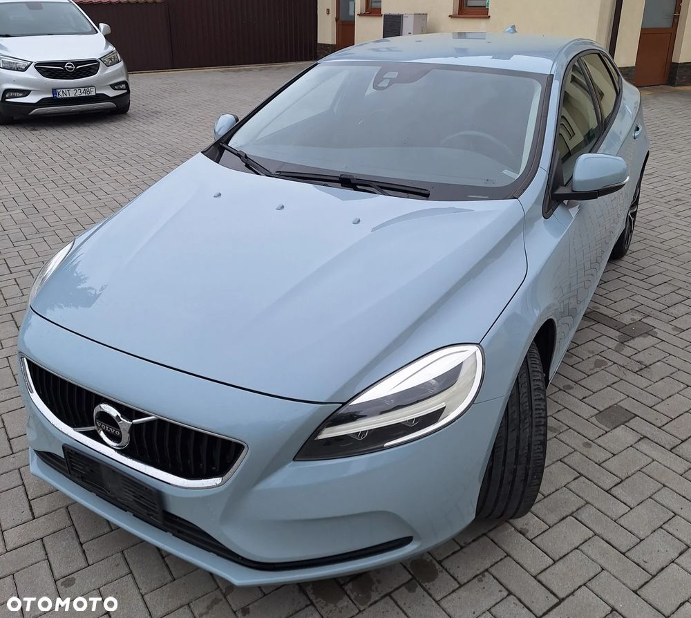 Volvo V40 D2 Momentum - 21