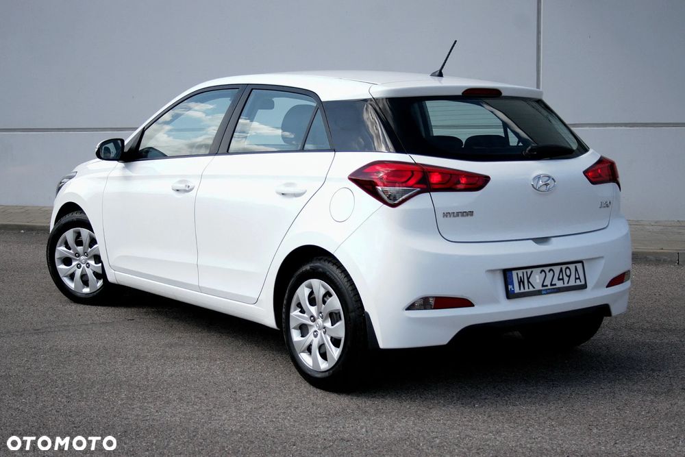 Hyundai i20 - 10