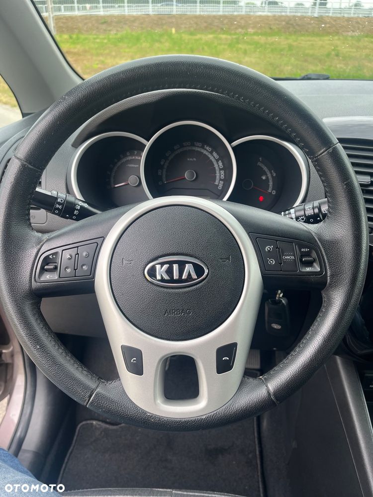 Kia Venga 1.6 CVVT Mind - 21