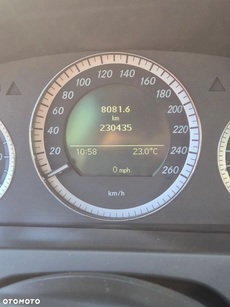 Mercedes-Benz Klasa C 200 Kompressor Classic - 8