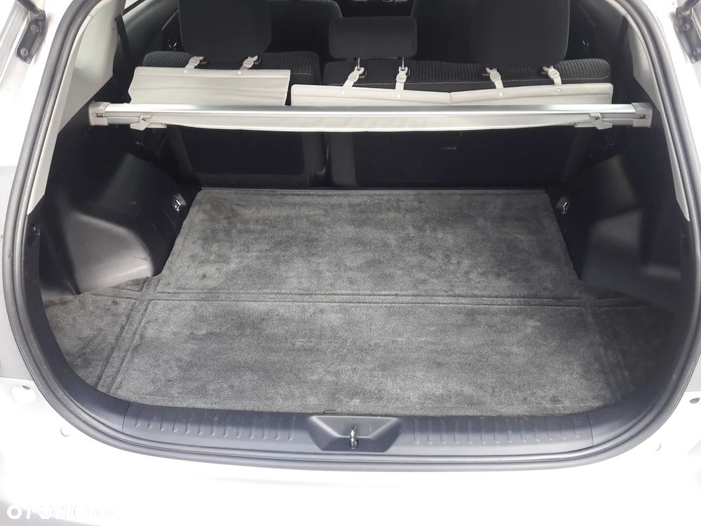 Toyota Prius+ Hybrid 135 Comfort - 28