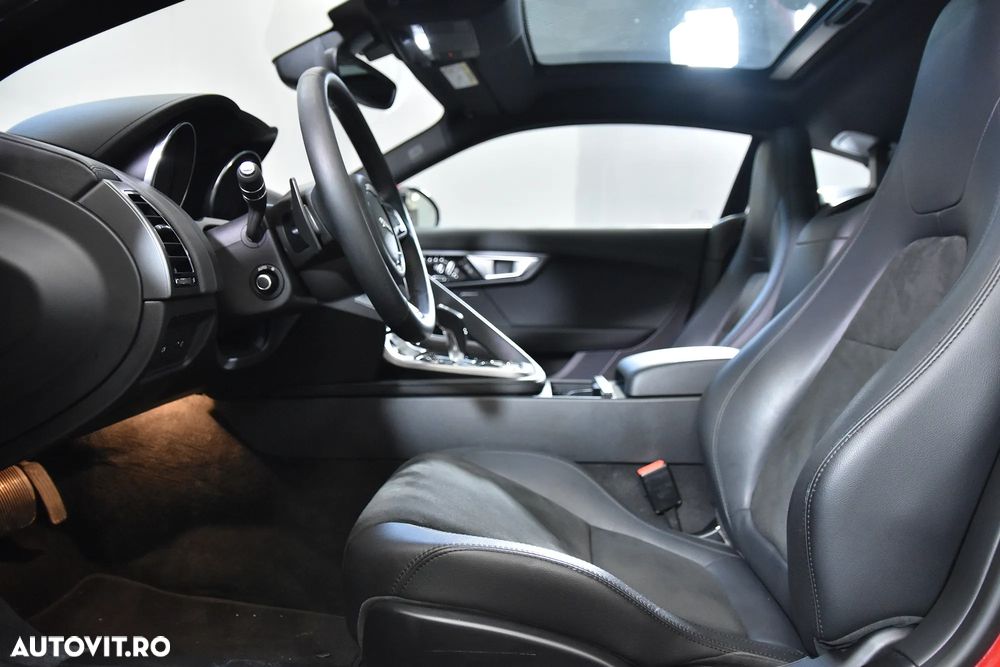 Jaguar F-Type - 20