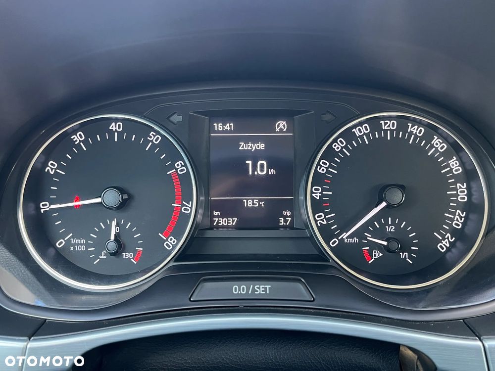 Skoda Fabia 1.0 TSI Ambition - 24