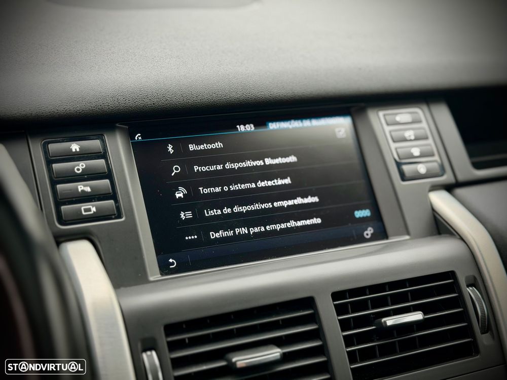 Land Rover Discovery Sport D150 R-Dynamic HSE - 11