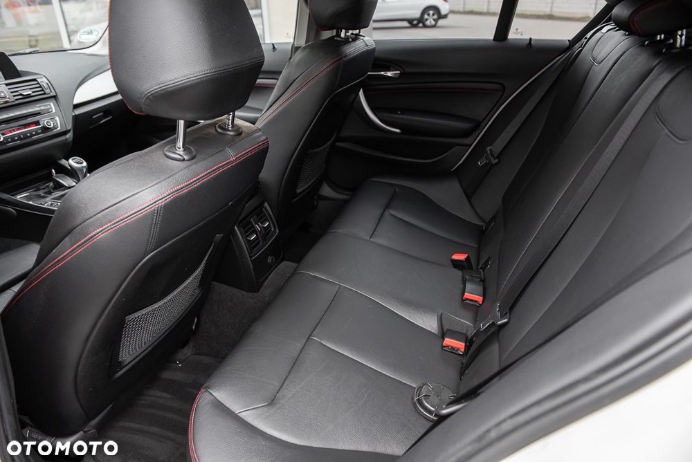 BMW Seria 1 116i Sport Line - 20