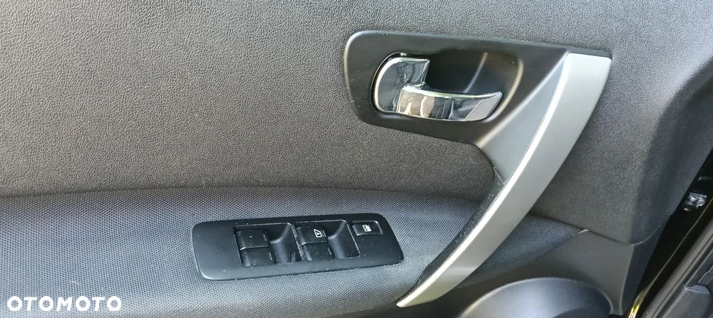 Nissan Qashqai 2.0 Tekna Premium - 25