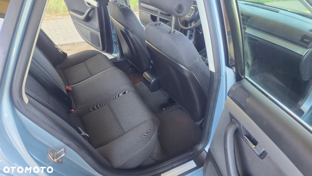 Audi A4 Avant - 23