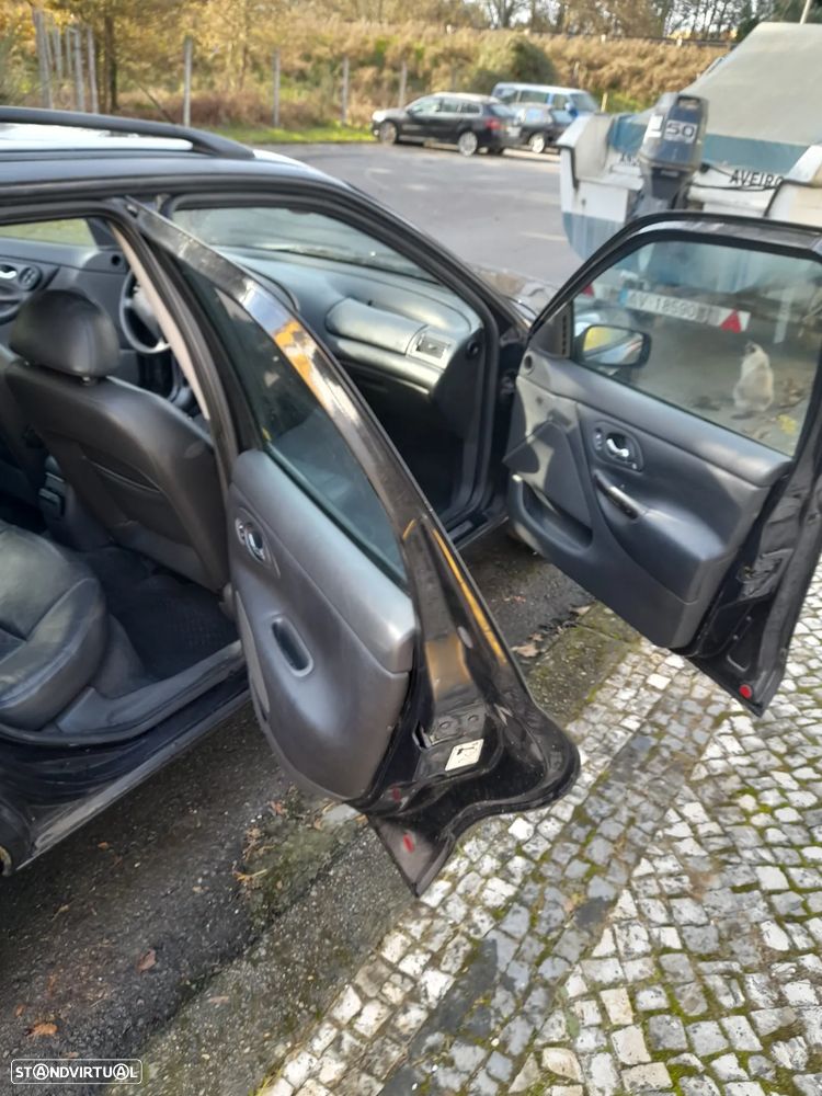 Ford Mondeo SW 1.8 TD Ghia - 3