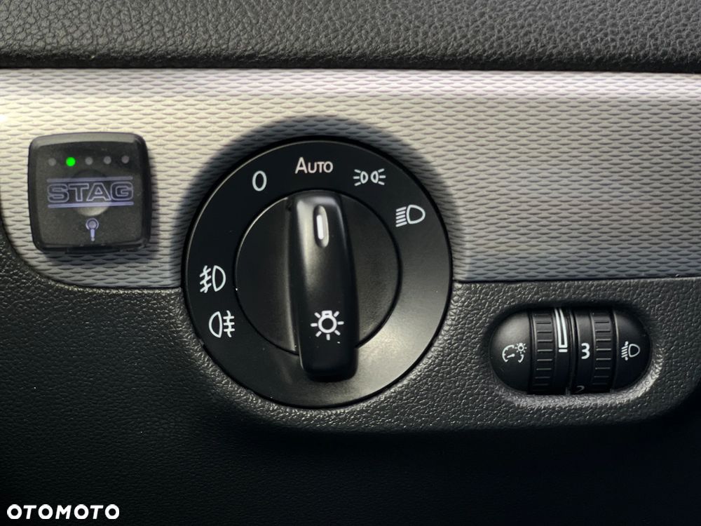Volkswagen Jetta - 22
