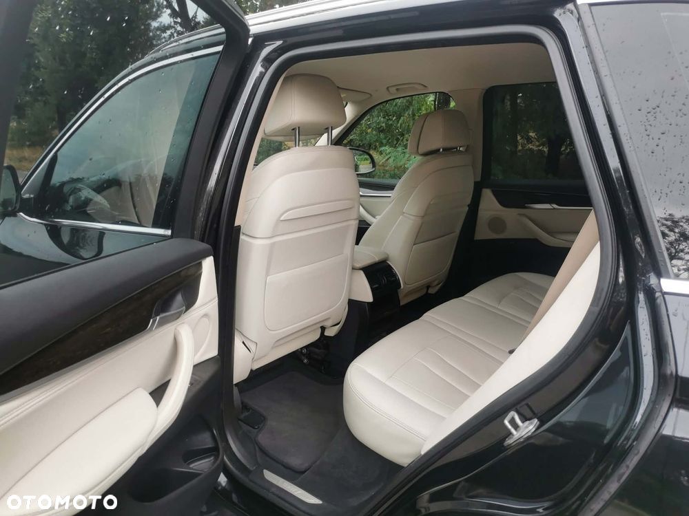 BMW X5 xDrive25d - 22