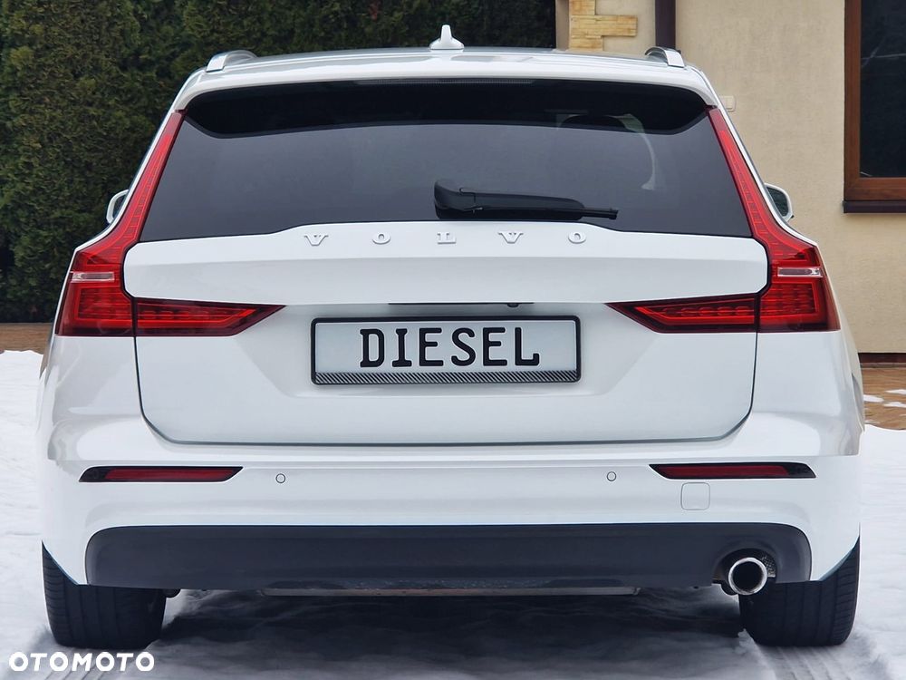 Volvo V60 D3 Geartronic Momentum Pro - 27