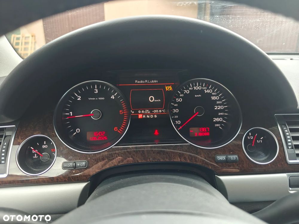 Audi A8 3.0 TDI DPF quattro - 8