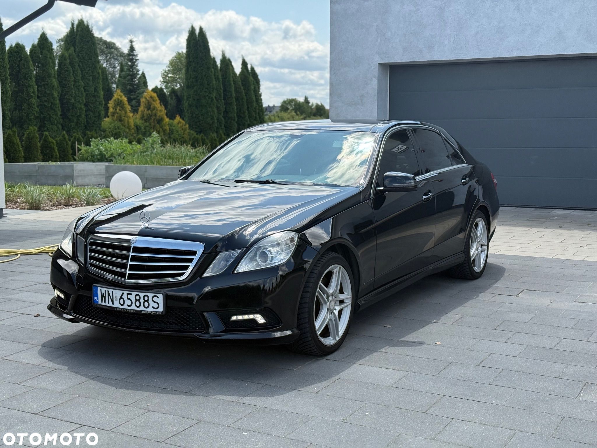 Mercedes-Benz Klasa E 500 4Matic 7G-TRONIC Avantgarde - 1